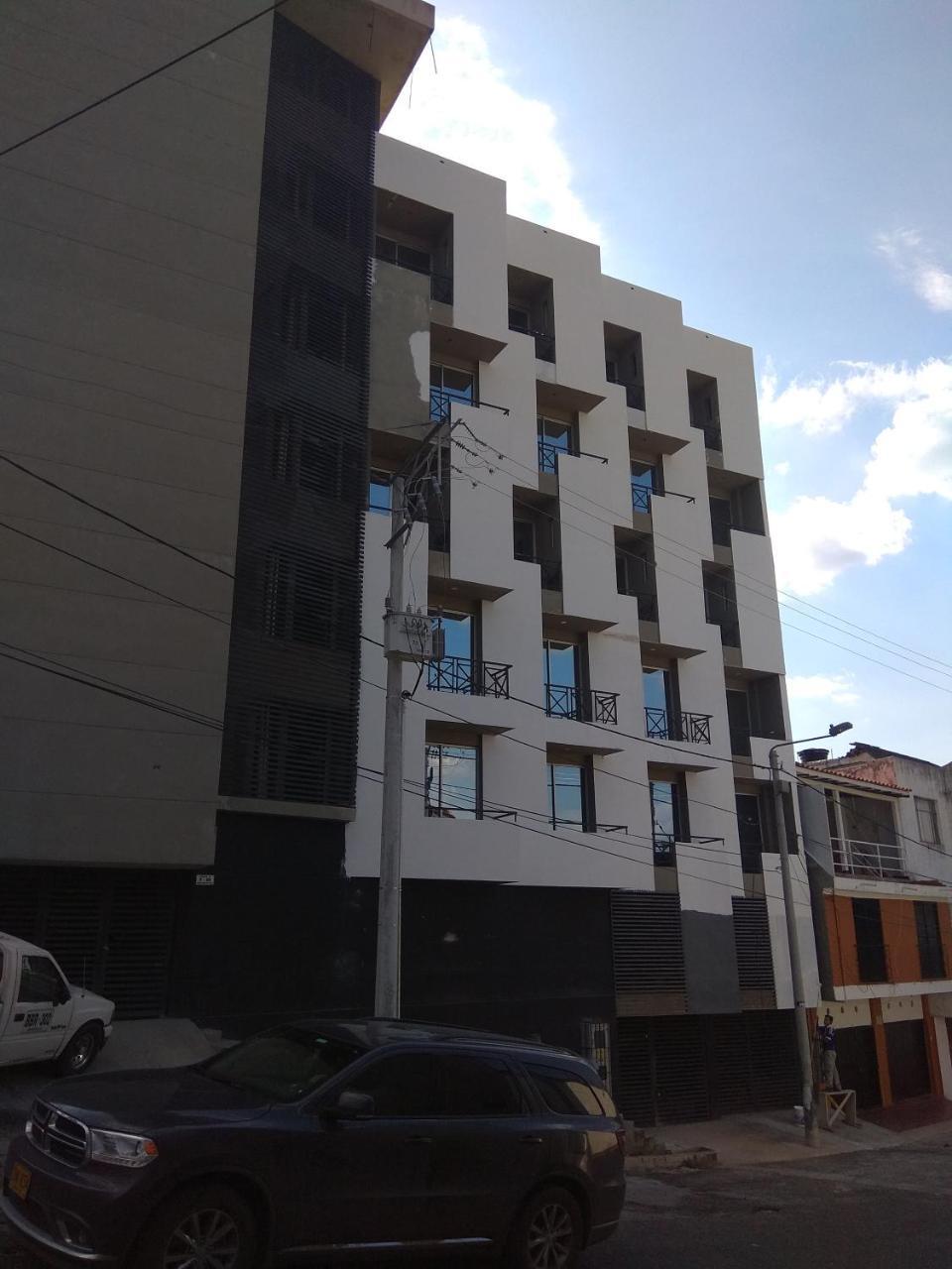 Okawango Hotel Girardot Ngoại thất bức ảnh